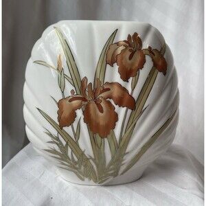 Fine China Ceramic Iris Floral Vase, White, Gold Trim, Japan, 5 in